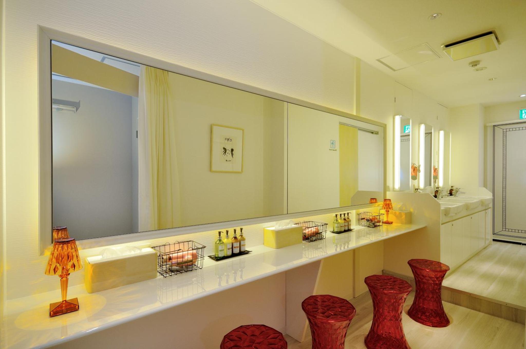 Spa&Capsule Hotel Grandpark Inn Kitasenju — photo 11