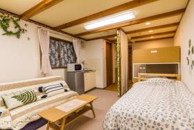 旅館-ホテル業 The Familiar Inn