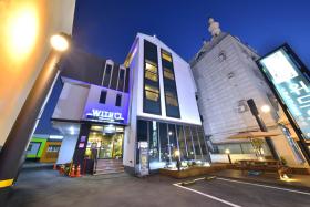 With U Hotel & Guesthouse