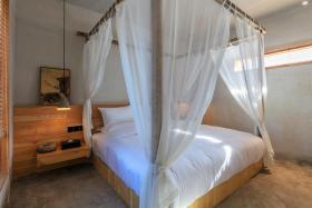 Shangri-La Karesansui Hotel