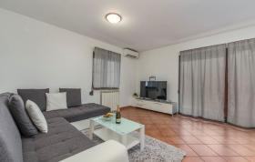 Apartment Narcisa with Terrace