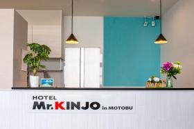 Mr.KINJO in MOTOBU OCEAN TERRACE