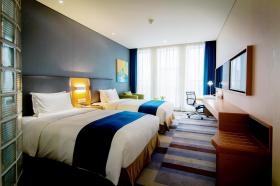 Holiday Inn Express Leshan City Square, an IHG Hotel