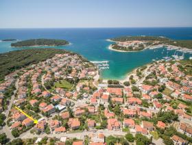 Apartment Tina by the beach