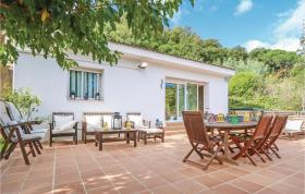 Stunning home in St, Cebri de Vallalta with 3 Bedrooms, Private swimming pool and Outdoor swimming pool