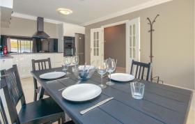 Awesome apartment in Estepona with 2 Bedrooms, WiFi and Outdoor swimming pool