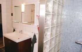 Amazing home in Lrbro with 4 Bedrooms and WiFi