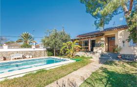 Nice home in Arcos de la Frontera with 4 Bedrooms, Outdoor swimming pool and Swimming pool