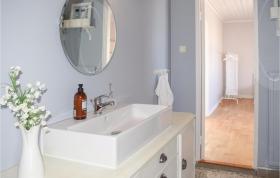 Two-Bedroom Apartment in Sodra Vi