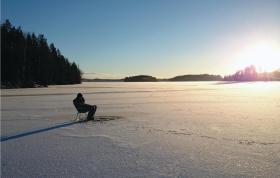 Amazing home in rjng with 4 Bedrooms and WiFi