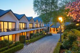 Nugget Point Resort and Spa