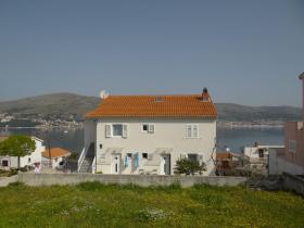 Apartments Tomislav - 120 m from beach