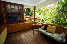 Casa de Piedra Escazú