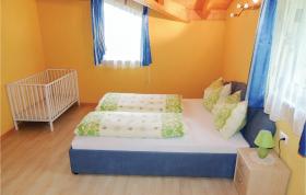 Apartment Stranach II