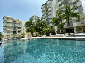 By The Sea @ Luxury Suites, Batu Ferringhi