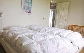 Nice home in Frstrup with Sauna, WiFi and Indoor swimming pool