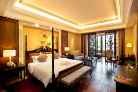 Dockside Boutique Hotel (In Xizha Scenic Area - ticket included)