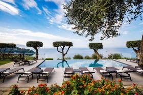 Villa Fiorella Art Hotel