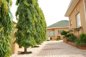 Lonjeta Self-Catering Apartments