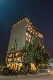 Hotel Clarks Premier ,Kota