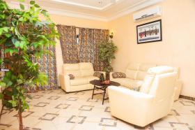 DJEMBÉ APPART'HOTEL Fidjrossè