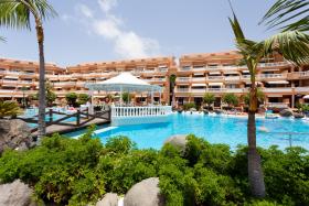 House Gold by Holiday World