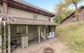 Beautiful apartment in Allinge w/ 2 Bedrooms