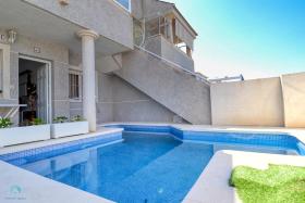 Bungalow Con Piscina Privada a 10 Min Playa