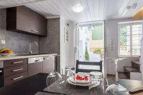 EVAGELIA'S APPARTMENT