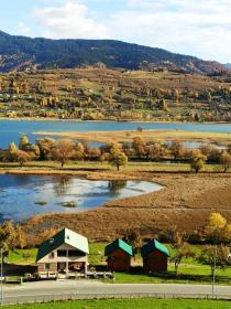 Holiday House by The Lake