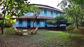 Heritage House: The Honeymooners Houstel