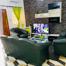 LOONY Guesthouses - Green House