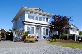 Corbett Guest Suites