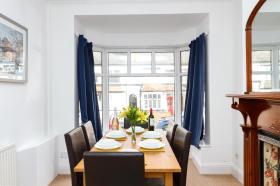 Budget Stay near Haglay Road, 10 minutes to City Centre Galton Road