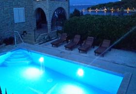 Apartment Lucija - with Pool