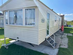 Beautiful 3-Bed Caravan in Walton on the Naze