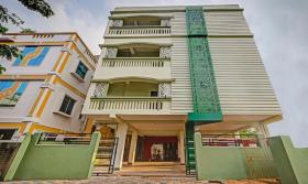 Treebo Trend The Bollywood Damana Square