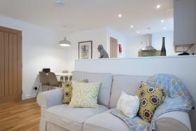 Stepping Stone Apartment