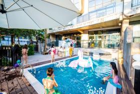 深圳大梅沙滨海时尚轰趴别墅