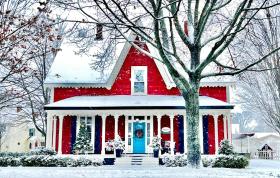 Quartermain House Bed & Breakfast