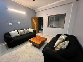 2 BHK entire floor Near Medanta hospital