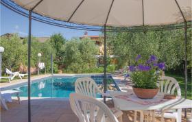Nice home in Arezzo AR with 8 Bedrooms, WiFi and Outdoor swimming pool