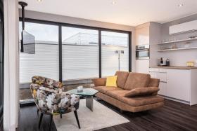 Houseboat met dakterras