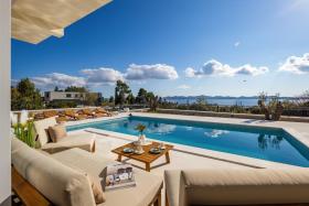 Beautiful Villa Katarina Diklo