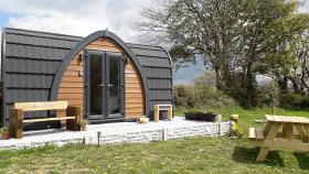 Hornbeam - Luxury glamping pod Laneast Cornwall