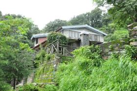 Room Factory Hotels pangot nainital