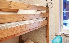 Stunning home in Srna with 3 Bedrooms and WiFi