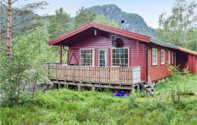 Stunning home in Åseral with 4 Bedrooms