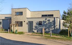 Stunning home in Lembruch-Dmmer See with 2 Bedrooms, Sauna and WiFi