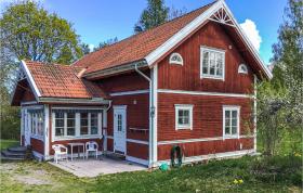 Amazing home in Skärplinge with WiFi and 2 Bedrooms
